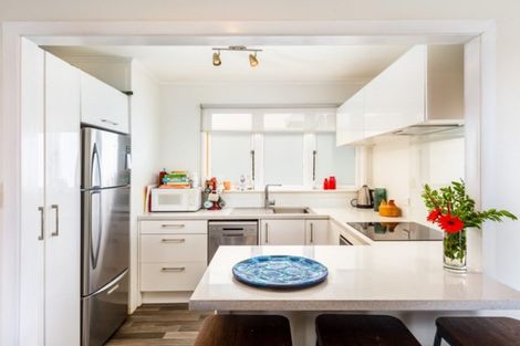 Photo of property in 5 Brigitte View, Snells Beach, 0920