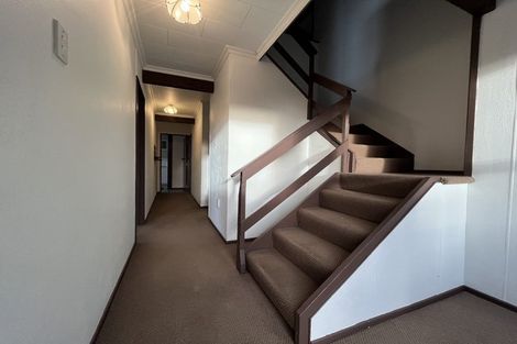 Photo of property in 55 Manu Crescent, Upper Vogeltown, New Plymouth, 4310