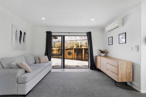 Photo of property in 14 Derbyshire Place, Dinsdale, Hamilton, 3204