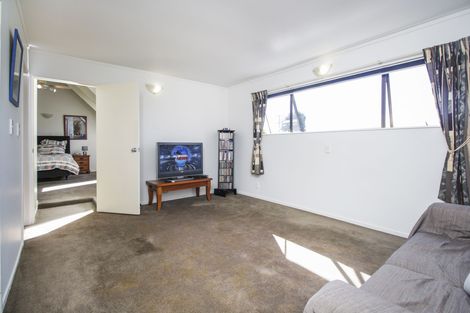 Photo of property in 164 Sturges Road, Henderson, Auckland, 0612