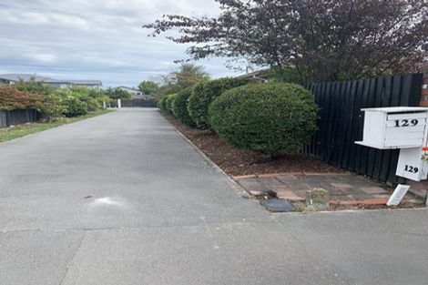 Photo of property in 129 Memorial Avenue, Burnside, Christchurch, 8053
