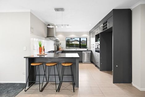 Photo of property in 117 Barrington Drive, Huntington, Hamilton, 3210