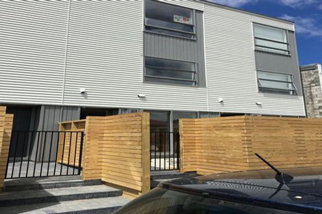 Photo of property in 9/24 Princess Terrace, Newtown, Wellington, 6021