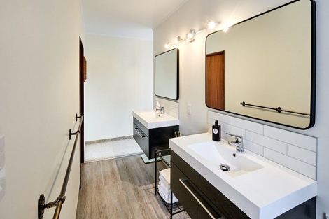 Photo of property in 5 Achilles Close, Tawa, Wellington, 5028