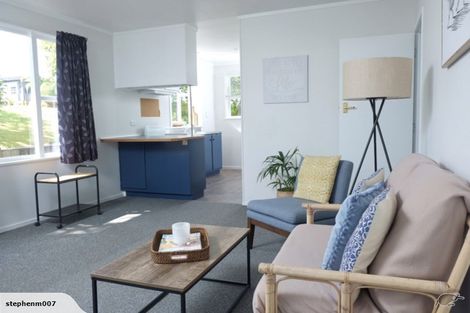 Photo of property in 1/134 Edmonton Road, Te Atatu South, Auckland, 0610