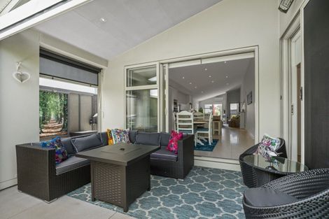 Photo of property in 37 Saint Pauls Drive, Brookfield, Tauranga, 3110