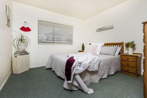 Photo of property in 1/12b Coronation Street, Belmont, Auckland, 0622