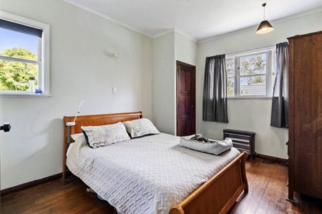 Photo of property in 325 Lake Road, Hauraki, Auckland, 0622