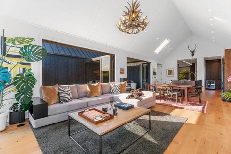 Photo of property in 4 Kerrera Lane, Jacks Point, Queenstown, 9371