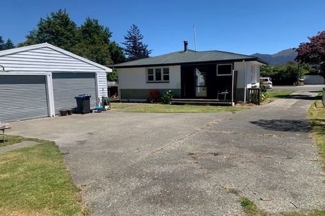 Photo of property in 96 Quintin Drive, Te Anau, 9600