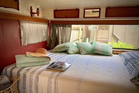 Photo of property in 102 Kauri Crescent, Matarangi, Whitianga, 3592