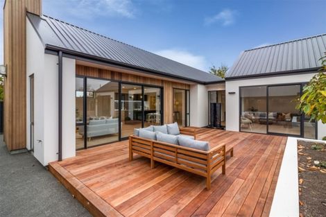 Photo of property in 43 Chepstow Avenue, Fendalton, Christchurch, 8052