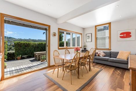 Photo of property in 18 Mills Road, Brooklyn, Wellington, 6021