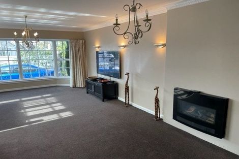 Photo of property in 55 Straven Road, Riccarton, Christchurch, 8011