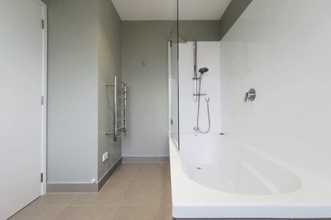 Photo of property in 8 September Place, Forrest Hill, Auckland, 0620