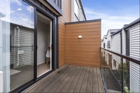 Photo of property in 21 Marumaru Lane, Manurewa, Auckland, 2102