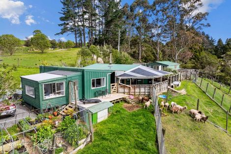 Photo of property in 736 Whakapirau Road, Whakapirau, Maungaturoto, 0583