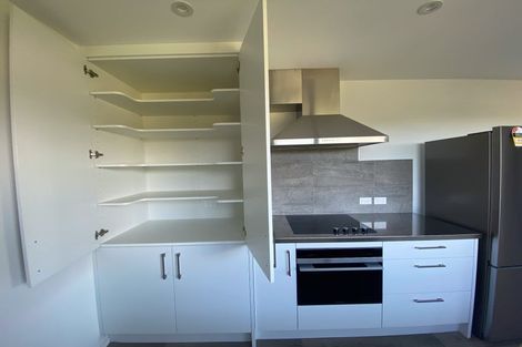 Photo of property in 37 Priscilla Crescent, Kingston, Wellington, 6021