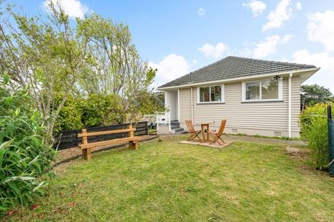 Photo of property in 18 Gear Terrace, Ranui, Porirua, 5024