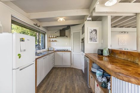 Photo of property in 25 Elliston Crescent, Stanmore Bay, Whangaparaoa, 0932