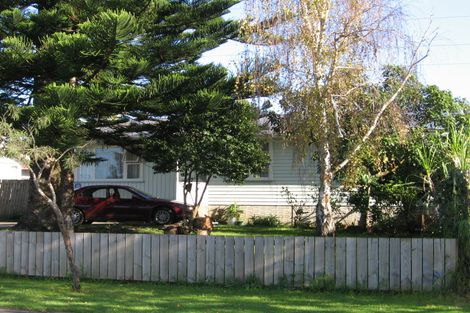 Photo of property in 27 Whitley Crescent, Otara, Auckland, 2023