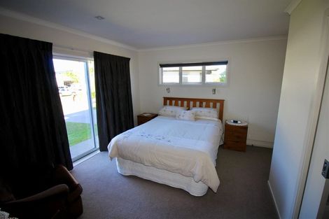 Photo of property in 16 Aquila Drive, Whitianga, 3510