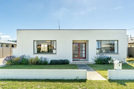 Photo of property in 1 Marslin Street, Alexandra, 9320