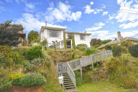 Photo of property in 452 Pine Hill Road, Pine Hill, Dunedin, 9010