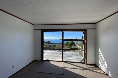 Photo of property in 21 Melandra Road, Stanmore Bay, Whangaparaoa, 0932