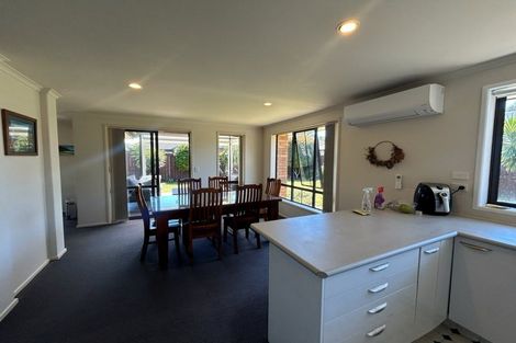 Photo of property in 25 Parkwood Place, Papamoa Beach, Papamoa, 3118