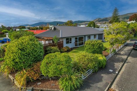 Photo of property in 10 Cautley Street, Richmond, 7020