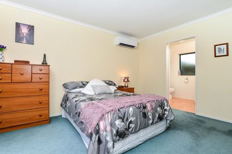 Photo of property in 10 Friesian Place, Grandview Heights, Hamilton, 3200