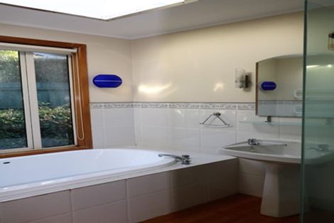 Photo of property in 10 Khouri Avenue, Karori, Wellington, 6012