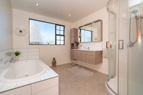 Photo of property in 122 North Taieri Road, Abbotsford, Dunedin, 9018