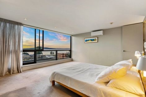 Photo of property in 4 Ronaki Road, Mission Bay, Auckland, 1071