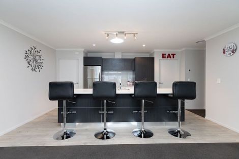 Photo of property in 5 Trauzer Place, Flagstaff, Hamilton, 3210