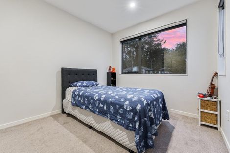 Photo of property in 5 Konoba Avenue, Kumeu, 0810