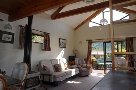 Photo of property in 76 Chalet Crescent, Hanmer Springs, 7334