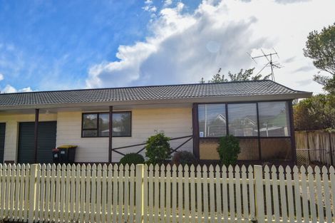 Photo of property in 2b Costley Street, Carterton, 5713
