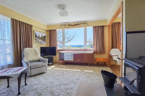 Photo of property in 19 Main Road, Harihari, 7884