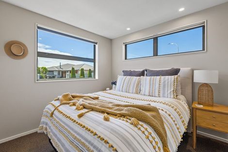 Photo of property in 189 Heta Road, Highlands Park, New Plymouth, 4312