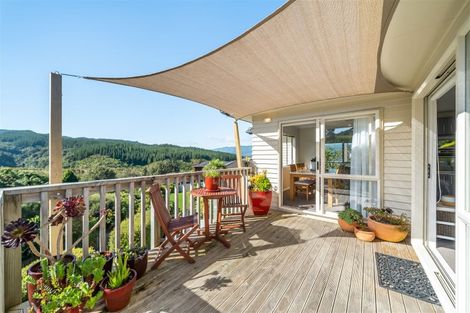 Photo of property in 5 Frankie Stevens Place, Riverstone Terraces, Upper Hutt, 5018