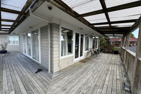 Photo of property in 3 Uppingham Crescent, Hillcrest, Auckland, 0627