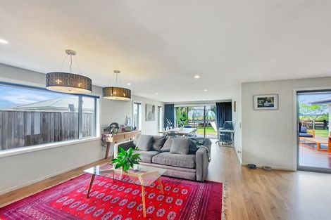 Photo of property in 40 Brockelbank Drive, Kaiapoi, 7630