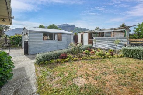 Photo of property in 22 Hampden Street, Murchison, 7007