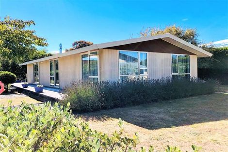 Photo of property in 21 Hunter Crescent, Wanaka, 9305