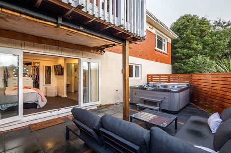 Photo of property in 30 Northview Crescent, Belleknowes, Dunedin, 9011