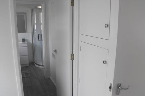 Photo of property in 20 Brandon Road, Glen Eden, Auckland, 0602