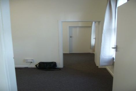 Photo of property in 4 Hawker Street, Mount Victoria, Wellington, 6011