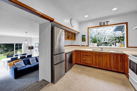 Photo of property in 7 Raiomiti Street, Fitzroy, New Plymouth, 4312